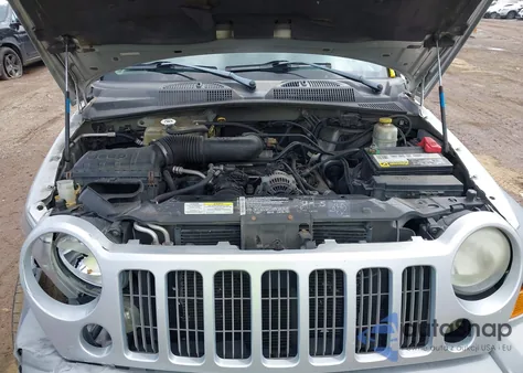 2005 Jeep Liberty Sport from USA, damaged, VIN 1J4GL48K25W653480